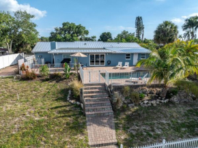 3 Bed, 3 Bath, Pool Home with Boat Dock